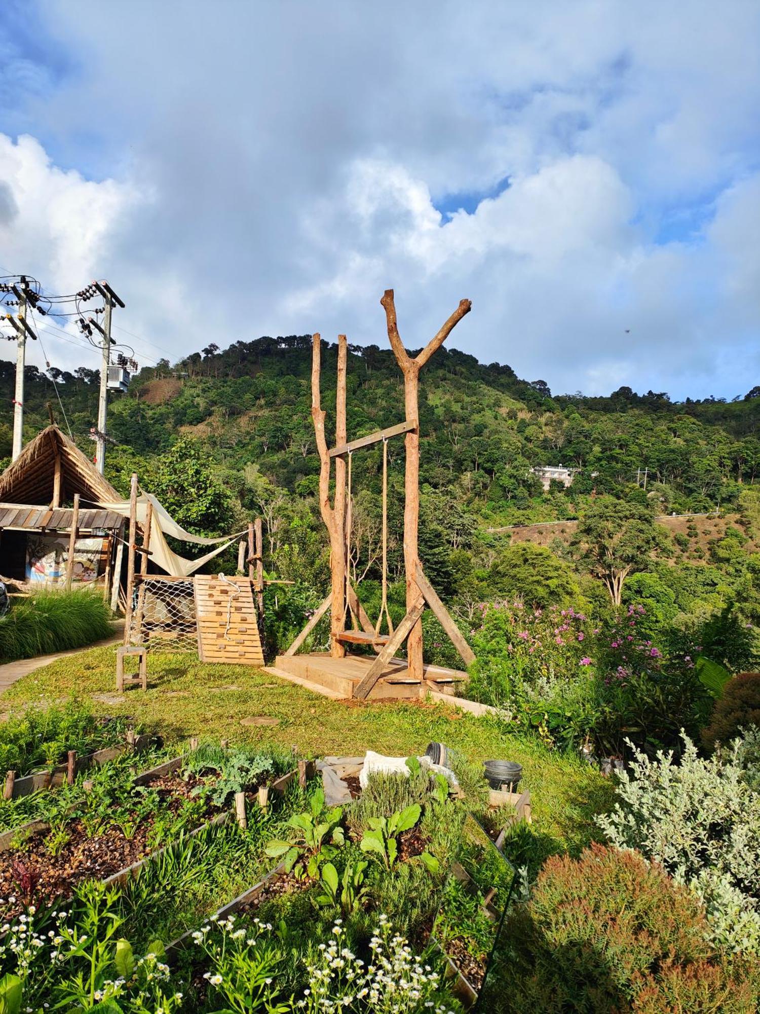 Отель U Garden Ban Huai Khai Экстерьер фото